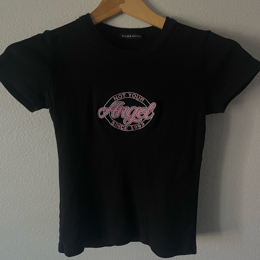 Brandy Melville t-shirt